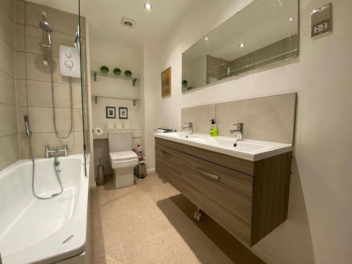 Grosvenor Pad - Lovely 2-Bed Flat - Free On Street Parking Bath Eksteriør billede
