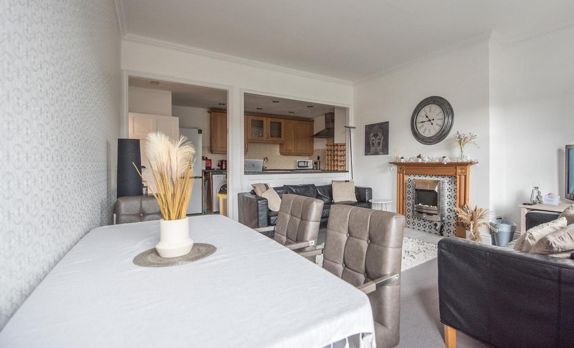 Grosvenor Pad - Lovely 2-Bed Flat - Free On Street Parking Bath Eksteriør billede