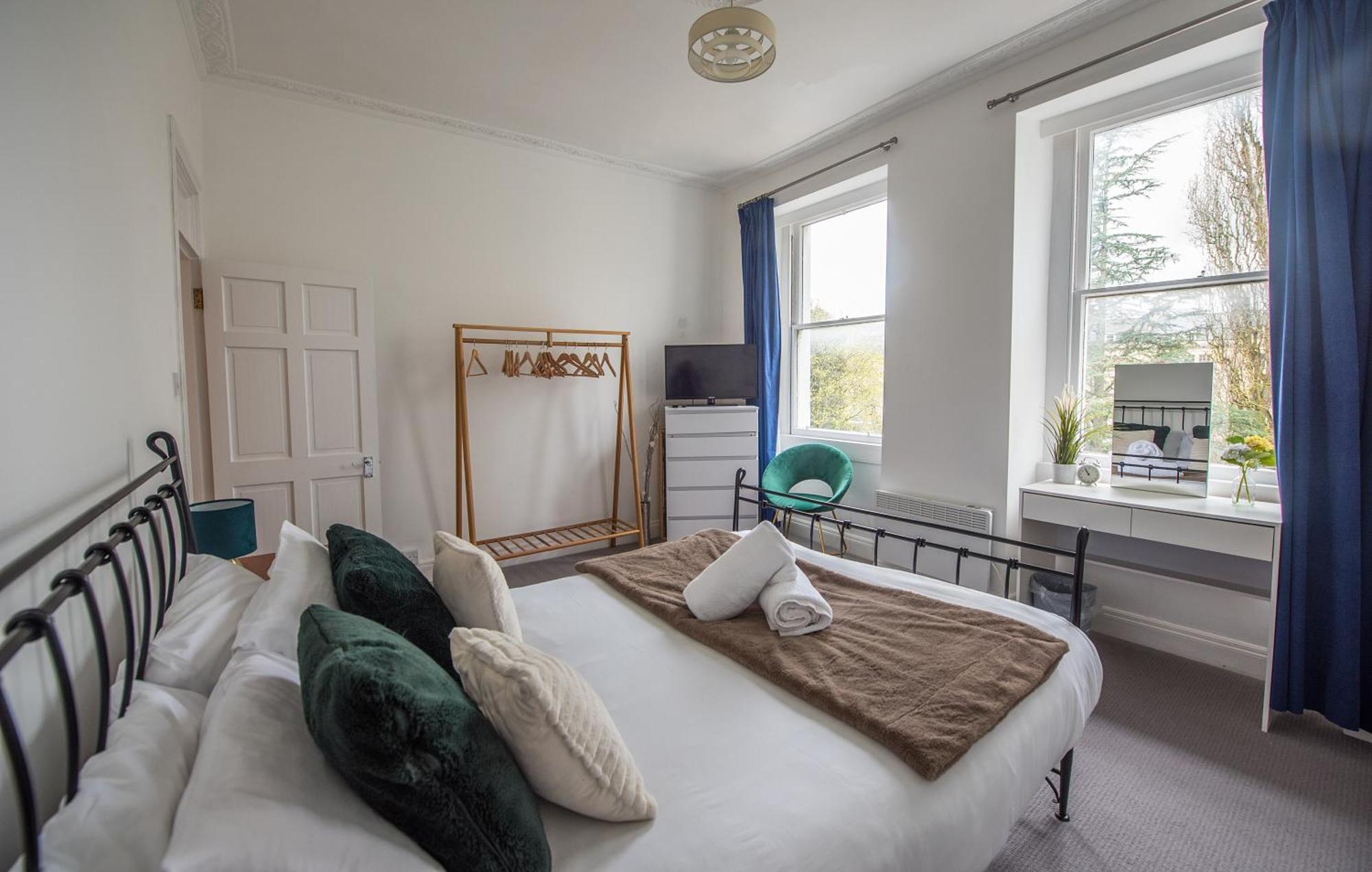 Grosvenor Pad - Lovely 2-Bed Flat - Free On Street Parking Bath Eksteriør billede